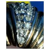 18 KT GE and Crystals Ring - Size 6.75