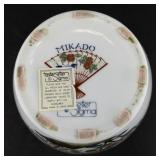 Mikado Sigma Taste Setter Lidded Porcelain Vase with Birds and Floral Design