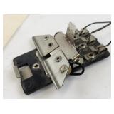 Lionel No. 154 Railroad Crossing Signal with Track Connector and Instructions