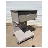 Herman Miller Milcare Mobile Supply Storage Drawer Medical Cart - Great Condition! Herman Miller Milcare Mobile Supply Storage Drawer Medical Cart - Great Condition!