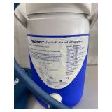 MSRP $200 Aircast Cryo/Cuff Cooler Cold Compression Therapy With Medium Size Knee Cuff - Effective Pain Relief with Adjustable Cold Therapy! Good Condition! MSRP $200 Aircast Cryo/Cuff Cooler Cold Compression Therapy With Medium Size Knee Cuff - Effective Pain Relief with Adjustable Cold Therapy! Good Condition!