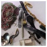 Large Vintage Lot of watches and jewelry