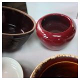 Vintage lot of ceramic bowls