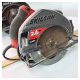 3 skil saws - Skil Saw and Black and Decker