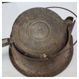 + RARE ALUMINUM + Wagner Ware Waffle Maker +  with high hat base! SIDNEY 828