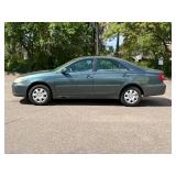 2003 TOYOTA CAMRY LE *No Accidents Reported* (NO RESERVE)