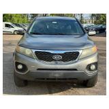 2011 KIA SORENTO EX *All Wheel Drive* (NO RESERVE)