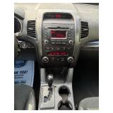 2011 KIA SORENTO EX *All Wheel Drive* (NO RESERVE)