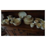 Jewel Tea Autunm Leaf Vintage Dish Set