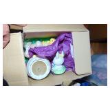 Lot of Various Christmas and Easter Items