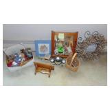 Assorted Home Decor Items