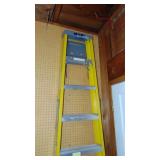 Keller 8ft Fiberglass Ladder