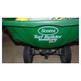 Lawn Spreader, Sprayers, Lawn Sprinklers