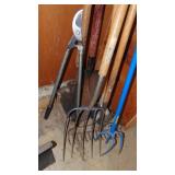Various Yard Tools