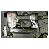 Senco Pneumatic Nailgun Set w/ Case