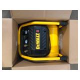 DEWALT 2.5 Gal. Portable Electric Heavy Duty 200 PSI Quiet Air Compressor  Customer Returns See Pictures