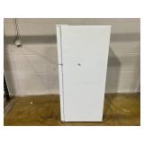 Vissani 10.1 cu. ft. Top Freezer Refrigerator #MDTF10WHES4