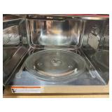 Galanz 0.9 Cu ft Air Fry Countertop Microwave, 900 Watts, Stainless Steel, New