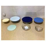 LOT OF 2 Pyrex Glass Mixing Bowls Sets