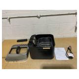 Mainstays 4L Electric Deep Fryer, Matte Black, Stainless Lid, 1800W