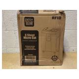 Pen+Gear 8 Sheet Microcut Shredder with Pullout Basket