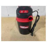 Hyper Tough 1.5 Gallon 2 Peak HP Poly Wet/Dry Vacuum, VH105 3502