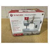SINGER® M1000 Mending Machine