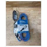 Prime Arctic Blue All-Weather 16/3 SJEOW Metal Guard Work Light with Outlet, 25-Feet