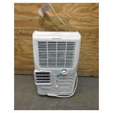 BLACK+DECKER 7500-BTU DOE (14000-BTU ASHRAE) 115-Volt White Portable Air Conditioner (light damage)