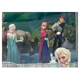 Disney FROZEN Figurine Set (NIB)