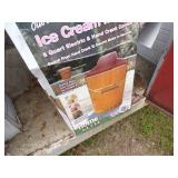 Ice Cream Maker