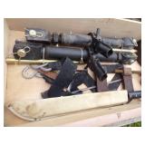 Clamps, 3 point center bar, 2 drawers with content