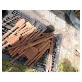 Black Pallet - Air Chisel and Bits