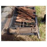 Black Pallet - Air Chisel and Bits