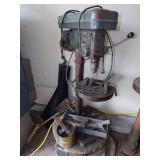 Fleetwood 5 speed 1/2 hp Drill press with Vise
