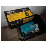 Klutch Air Hydraulic Riveter with Rivets