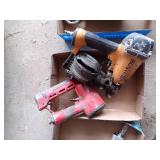 2 air Nailers