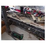 Pneumatic Hydraulic Table Bench with Content