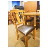Wooden Dining Room Table and 6 Padded Chairs Wooden Dining Room Table and 6 Padded Chairs