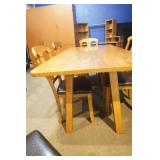 Wooden Dining Room Table and 6 Padded Chairs Wooden Dining Room Table and 6 Padded Chairs