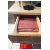 Tablecloths, Aprons, and Placemats Tablecloths, Aprons, and Placemats