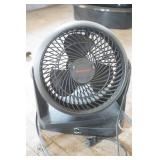Honeywell 9" fan. Black Honeywell 9" fan. Black