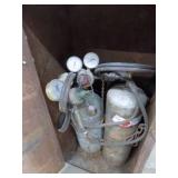 Portable oxygen / Acetylene torch kit with metal case on wheels Portable oxygen / Acetylene torch kit with metal case on wheels