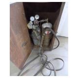 Portable oxygen / Acetylene torch kit with metal case on wheels Portable oxygen / Acetylene torch kit with metal case on wheels