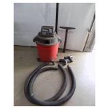 Wet Dry Vac 2.5hp, Craftsman with hose, Runs Wet Dry Vac 2.5hp, Craftsman with hose, Runs