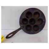 Antique 9" Round Cast Iron Pan Antique 9" Round Cast Iron Pan