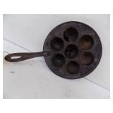 Antique 9" Round Cast Iron Pan Antique 9" Round Cast Iron Pan