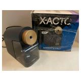 X-Acto Electric Pencil Sharpener X-Acto Electric Pencil Sharpener
