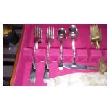 Vintage Dunbar by Englishtown Stainless Flatware (8 place Setting) with Case.