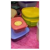 Nice Lot of Storage with Lids, Tupperware, Rubbermaid and More.